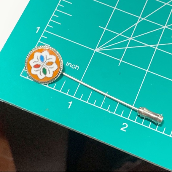 Vintage enamel abstract flower stick pin silver blue green orange - Picture 2 of 7